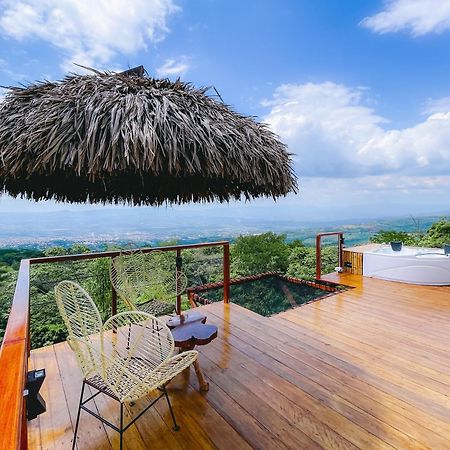 Los Glampings De Taytamaki Tarapoto Buitenkant foto
